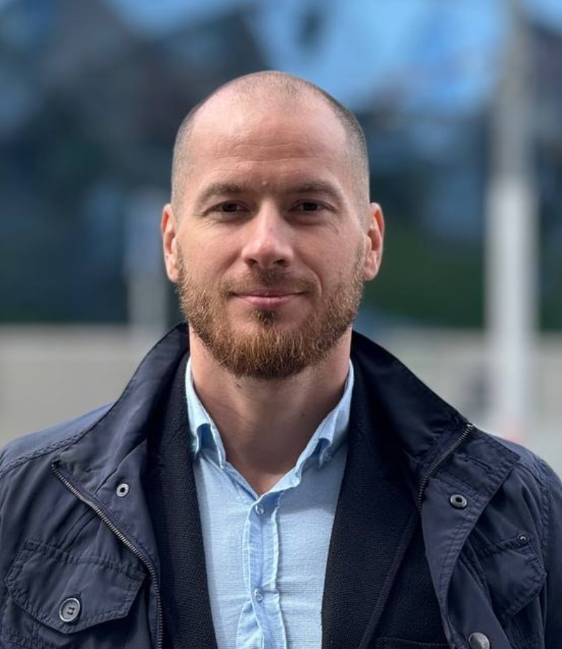 Анатолий Анатольевич Кирьянов